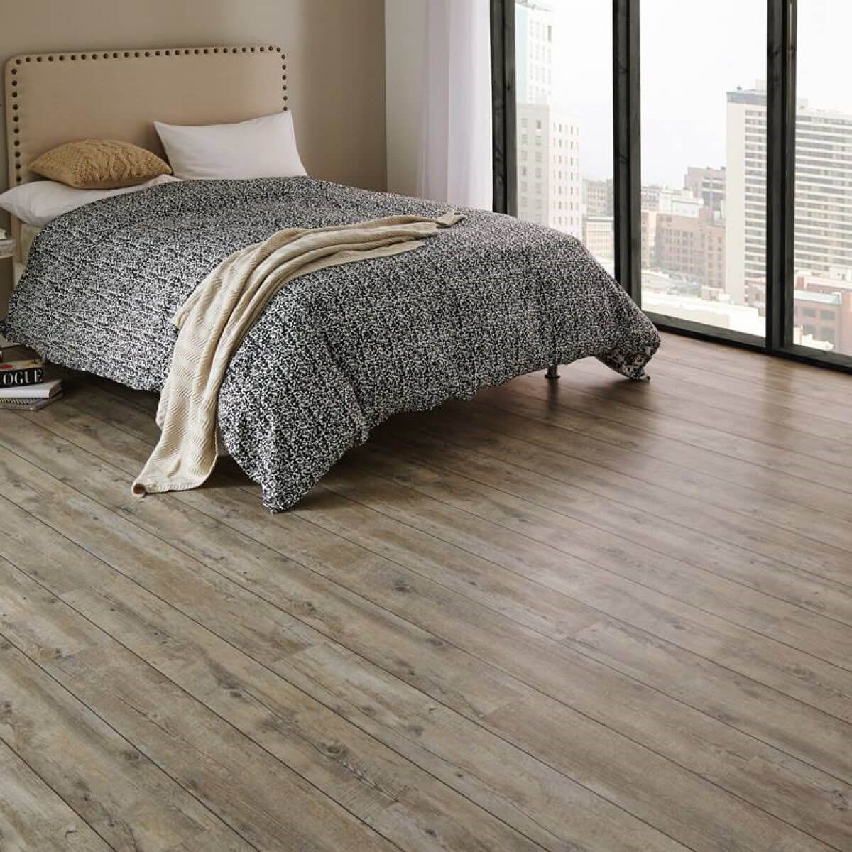 Karndean Van Gogh Rigid Core Distressed Oak VGW82T-SCB