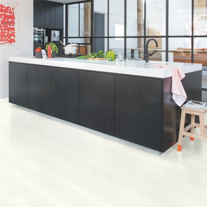 Quickstep Impressive Ultra White Planks