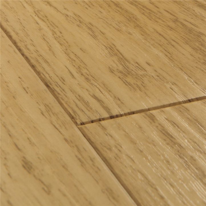 Quickstep Impressive Ultra Natural Varnished Oak